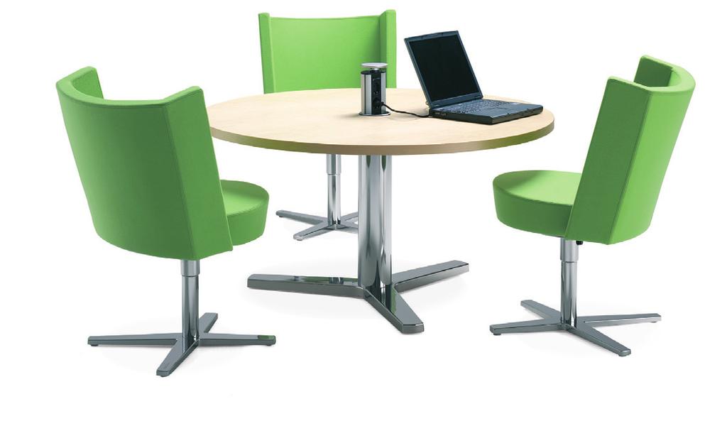 CENTRUM GRANDE Sandin.Bülow Centrum Grande är ett fl exibelt konferensbord med specialutvecklat pressgjutet aluminiumkryss i krom eller silvergrå pulverlack.