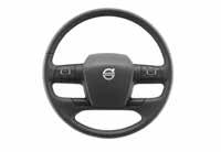 Med Volvos integrerade system för tjänster och infotainment finns allt du behöver samlat på en 7-tums pekskärm. Läs mer på sidan 20. Full ståhöjd.