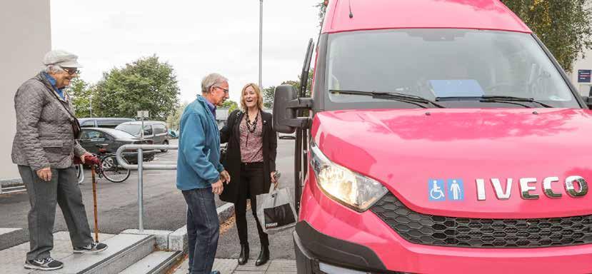 En ny tjänst med buss dörr- till- dörr testas nu i en stadsdel. Det är en mindre buss, med 16 platser. Nordre Aker går före Nordre Aker, med cirka 50 000 invånare, har utsetts till pilotstadsdel.