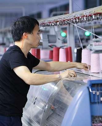 H ÅLLBAR u TVECKLIng Shanghai. Utmärkelser och index Samarbete för goda arbetsförhållanden i leverantörsledet Hållbar tillväxt är en förutsättning för att nå Fn:s mål om en hållbar värld.