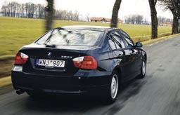 Bilen är kanon och dieseldrift helrätt, men jag skulle vänta på kombin. BMW har den bästa förarplatsen, både när det gäller funktion och kvalitetskänsla.