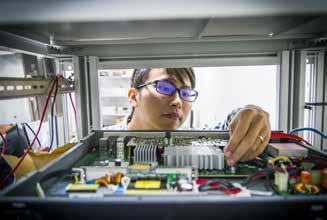 Erbjudande och marknad Kommunikationslösningar Korenix erbjuder marknaden avancerade datakommunikationslösningar, både trådlöst och över Ethernet. Erbjudandet består av mjukvara och hårdvara.