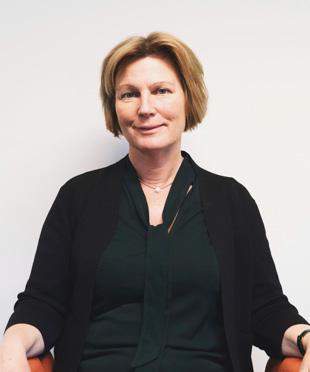 Styrelse, ledande befattningshavare och revisor JEANETTE ANDERSSON, F. 1968. STYRELSEORDFÖRANDE Ekonomie magisterexamen från Lund universitet.