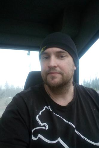 vår Pappa och Vän Vad fint det skall bli den stunden då vi ses igen Tills dess får du vila lugnt i ro och i vårt hjärta för alltid bo