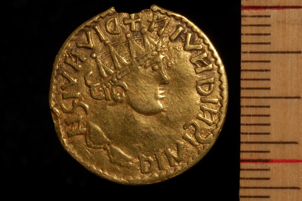 Verksamhetsberättelse 2009 Runsolidus (jfr Peter Berghaus och Karl Schneider: Anglo-friesische Runensolidi