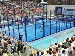 Om Padel Padel är en av de snabbast växande sporterna i världen och är en kombination av tennis och squash som med fördel kan spelas både inom- och utomhus.