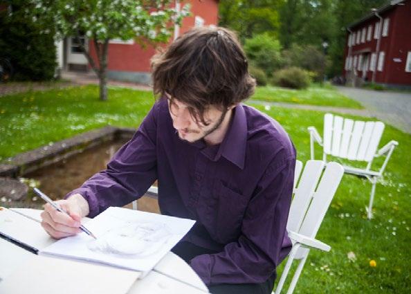 Sörängen Naturnära skola med stark kulturprofil Sörängens folkhögskola ligger i naturskön miljö i