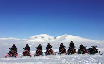 HYR NYA & FRÄSCHA SKOTRAR HOS OSS skoteriet.se 0684-290 10 bruksvallarnasskoteruthyrning.se 070-229 84 07 motorfritid.com 0684-294 50 arcticcamp.