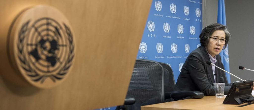 Foto: UN Photo/Kim Haughton Yanghee Lee, FN:s särskilda rapportör för mänskliga rättigheter i Myanmar berättar om läget i landet för journalister. sera militanta rohingyer.