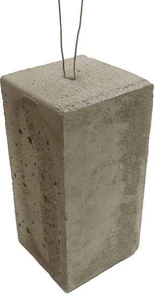 Sida 7 Betongkloss av anläggningscement. Betongkvalitet min C 40/50. Med raka galvade trådar 1,0mm.