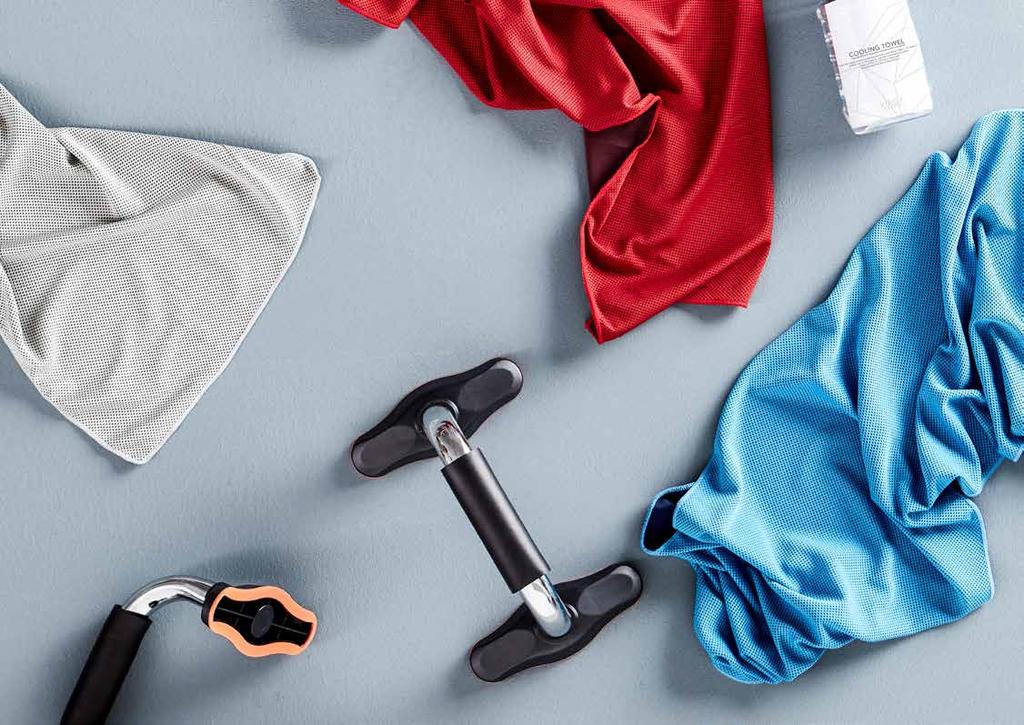 COOL SPORTHANDDUK Sporthandduk som håller dig kall under ditt träningspass. Lägg handduken i kallt vatten ta sedan och vrid ur vattne.