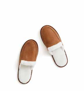 ASTON SLIPPERS Gosiga slip-in tofflor i en klassisk design. Artnr.