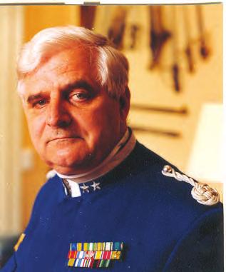 Överstelöjtnanten vid Livgardets dragoner (K1) Christian Braunstein, arbetar sedan 1997 som 1.försvarsantikvarie vid Statens försvarshistoriska museer i Stockholm.