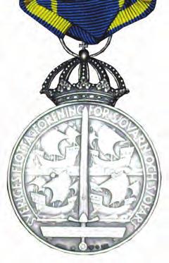 Band: Guld (sedan 1968) - Kluvet i blått, gult, blått, gult och blått Silver - Kluvet i gult, blått, gult, blått och gult c The National League of Swedisk Lotta Corpses medal of merit in gold (c,