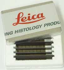 Längd: 65 mm, tjocklek: 1 mm, höjd: 11 mm Leica TC-65 engångsblad av hårdmetall. 5-pack. Beställningsnr.