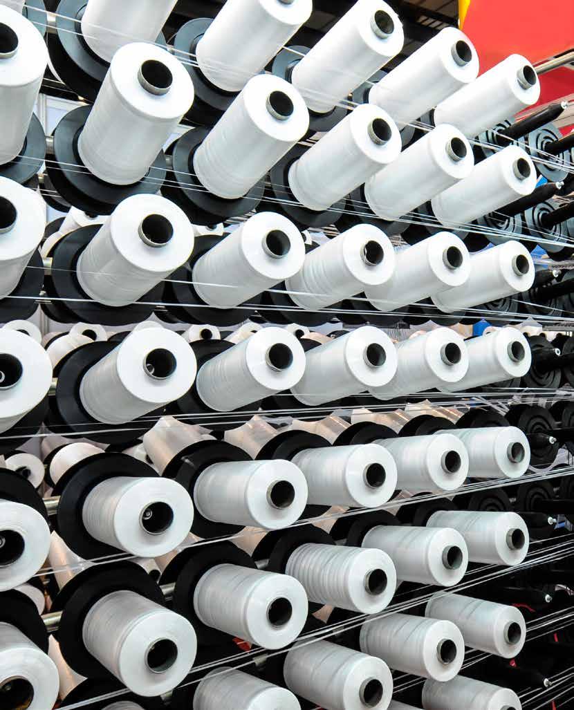 INKÖP INKÖP CATEGORY MANAGEMENT - VÄGEN TILL FRAMGÅNG INKÖP Från inköpare till affärsutvecklare och värdeskapare Från att bara vara en service- och stödfunktion till produktion så har inköp fått en