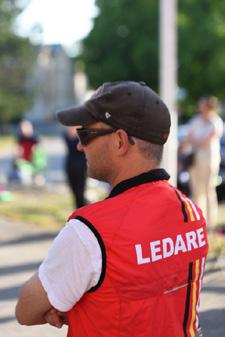 Att vi är en bred klubb med bra ledare framgår också när man ser coachingen på plats och support längs banan för de
