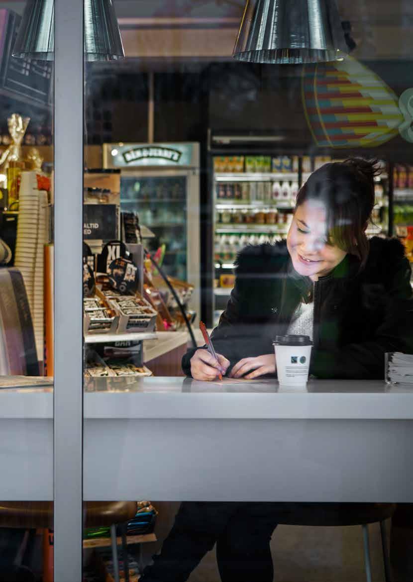 -44- Kundförväntningar och kundservice För att säkerställa att vi lever upp till våra kunders förväntningar genomför vi regelbundet undersökningar gällande kundnöjdhet.
