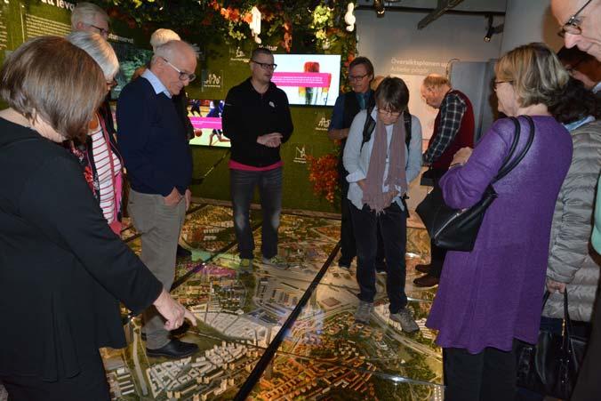 Det här har vi gjort Kulturhuset i elfte timmen Från schackhörna och bibliotek med Europas mest omfattande serietek till stor teaterscen med satelliter Stockholms kulturhus spänner över vida fält som