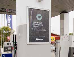 För att uppfylla pliktnivåerna på minskade utsläpp blandas hållbara biodrivmedel med hög klimatprestanda i bensin och dieseln.