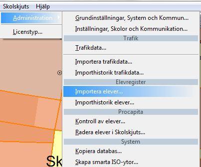 Administration>Importera elever Menyvalet är endast synligt om användaren tillhör gruppen