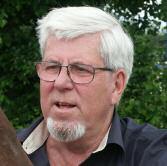 Bernth Martinsson var sportchef på DalaTravet under makalösa 46 år, varav nio i Rättvik. Dessutom var han med i de båda banornas styrelser i sammanlagt 44 år.