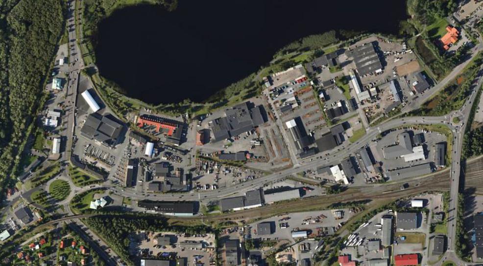 Geotekniskt PM 2 Inledning har på uppdrag av Jönköpings kommun samt SMUAB, Södra Munksjöns Utvecklings AB, utfört en geoteknisk utredning på delar av detaljplaneområdet Skeppsbron.