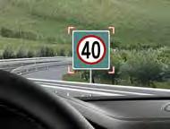 Om nödvändigt varnas du genom ett ljud och bilen styr automatiskt tillbaka in i filen.