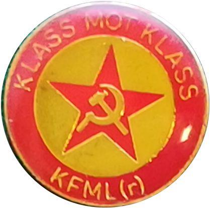 bytte partiet namn till Sveriges kommunistiska parti. 1969 bildas Socialistiska Partiet, då under namnet Revolutionära Marxister.