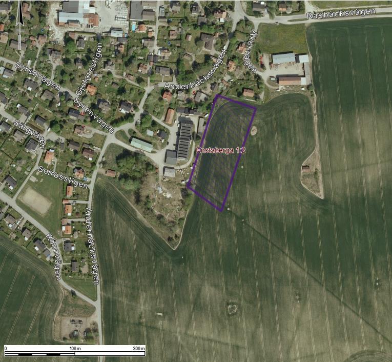 1. Bakgrund och syfte Inför ny detaljplan på fastigheten, ska marken på fastigheten undersökas med avseende på föroreningar.