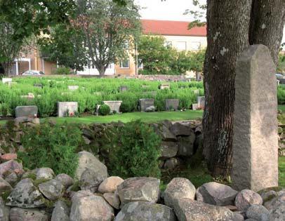 12 BYGGNADSVÅRDSRAPPORT 2007:94 Kyrkogården efter 1906 års utvidgning mot norr. Gravkarta från 1910. Gislaveds pastorats arkiv. Händelsehistorik 1880 Kyrkogården anläggs.