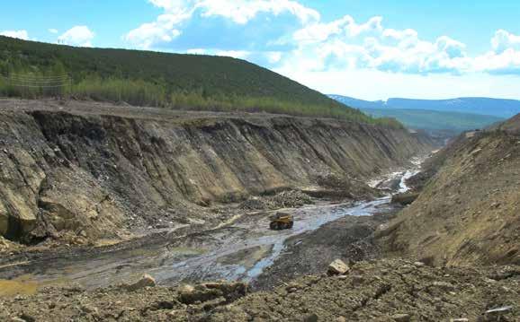 PROSPEKTERINGSSTRATEGI 13 PROSPEKTERINGSSTRATEGI Kopy Goldfields verksamhet består av att prospektera efter förekomst av brytbart guld inom områden som bolaget innehar licenser för guldprospektering