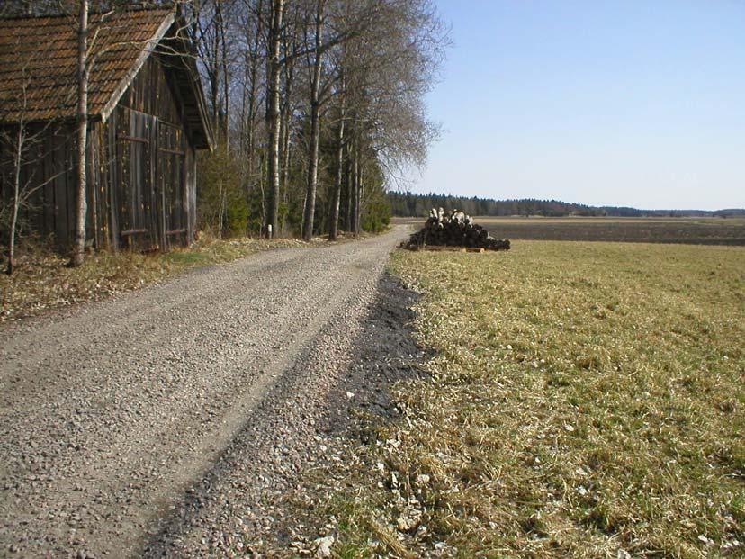 Bilaga 1-4 Grusväg, Börje Enbart flygaska och flygaska med grus som bär- och förstärkningslager 1 Grusväg Börje Vägföreningen Altsa-Börje i Uppsala kommun hade för avsikt att rusta en mindre grusväg.