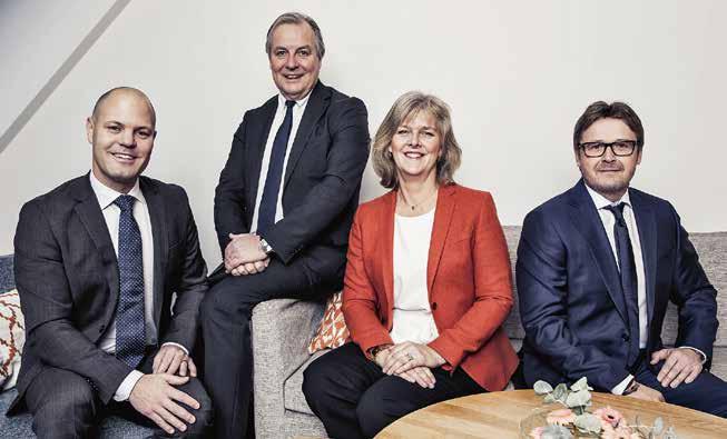 Styrelse och ledning Uppgifter avseende aktieinnehav avser 28 februari 2018 Ledning Från vänster: Martin Almgren, Lars-Erik Rydell, Kristina Willgård och Peter Simonsbacka.