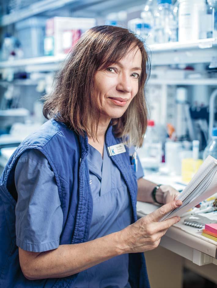 FORSKNING DÖDSORSAKER I ÅTERFALL INGRID ØRA Titel: Docent och överläkare vid barncancercentrumen på Skånes universitetssjukhus i Lund och på Karolinska universitetssjukhuset i Stockholm.