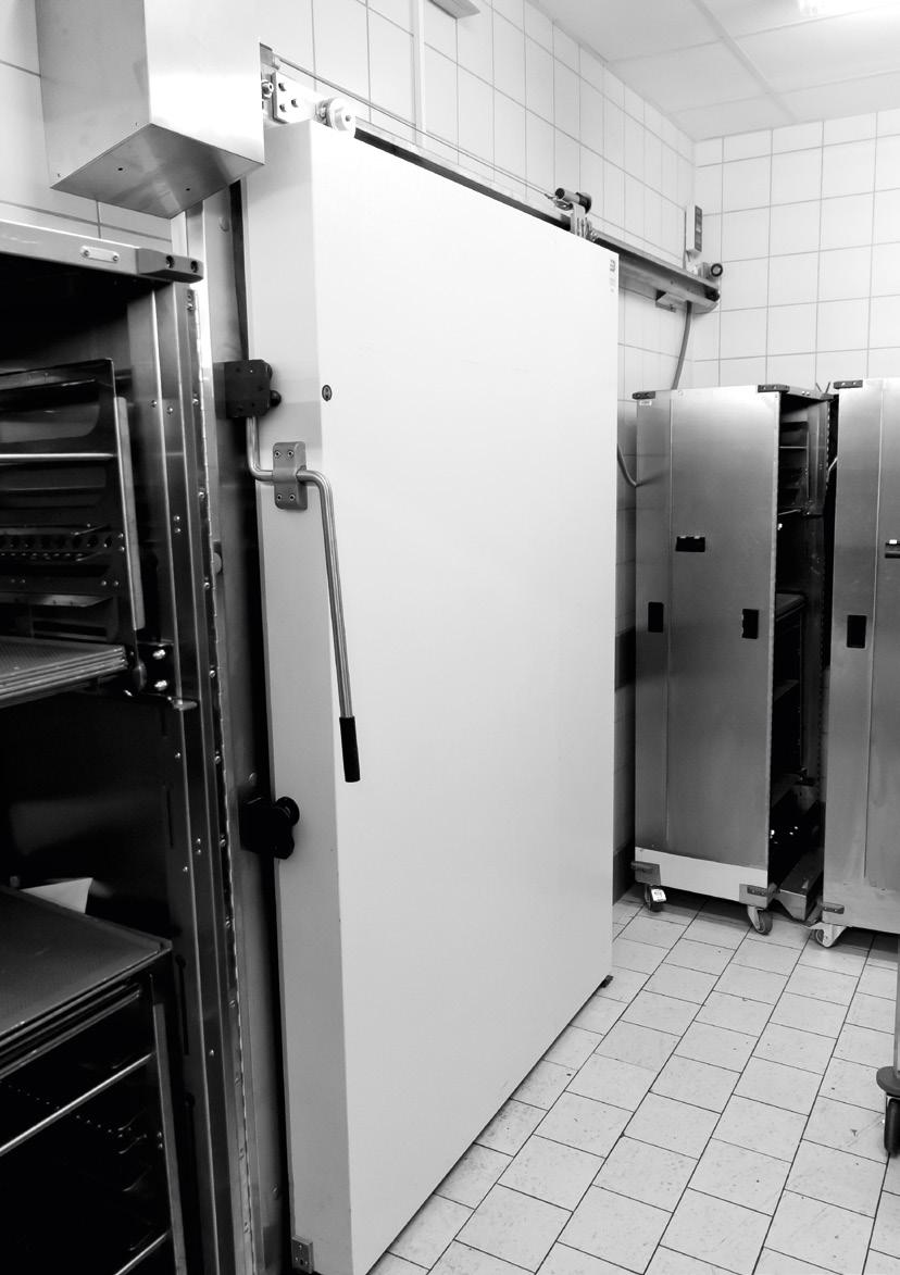 Våra tjänster Supportfunktion Serviceavdelning Driftsäkerhet Reservdelar DRIFT OCH UNDERHÅLL Specialtillverkade dörr- och portlösningar i rostfritt stål Projektsupport Teknisk avdelning