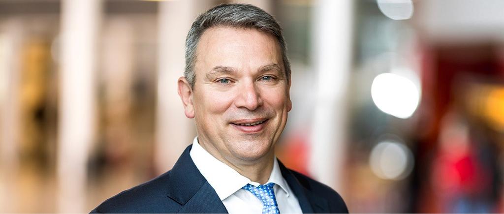 V D H A R O R D E T Vd har ordet De totala intäkterna ökade med 40 procent till 2 289 MSEK för kvartalet. Försäljningen av Elocta och Alprolix var återigen imponerande.