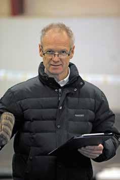 På hoppsidan är det Mikael Nolin som styr, tillsammans med sportrepresentanten, holländske Pieter Kersten.