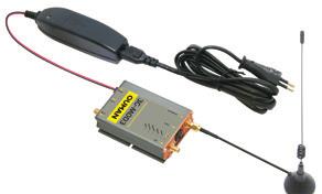 GSMMOD5 modem kan anslutas direkt till regulatorn med medföljande kabel, eller om extra enheten är ansluten kan spänning hämtas även från
