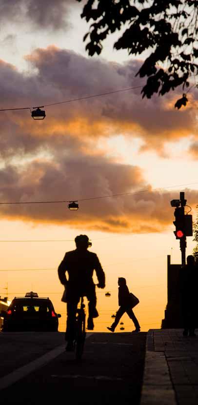 Ett energieffektivt transportsystem En av de största utmaningarna vi står inför är att anpassa transportsystemet till framtidens situation med begränsade och delvis osäkra energitillgångar och med