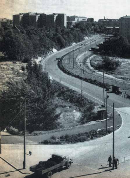 Ur Byggmästaren 1953 Dr Allards gata 69 Programförslag Dr Allards gata, gångpassage En förbindelse mellan Landala egnahem och området väster om spårvagnsspåren skapas.