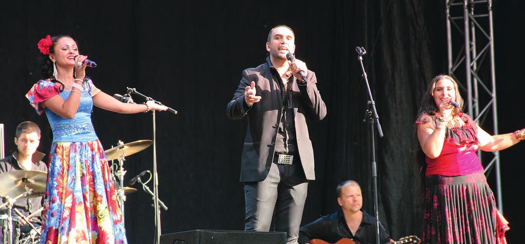 Heléne Don Lind Heléne är dansledare i judisk dans till klezmermusik. Hon har samarbetat med de flesta mest kända klezmerbanden i Skandinavien.