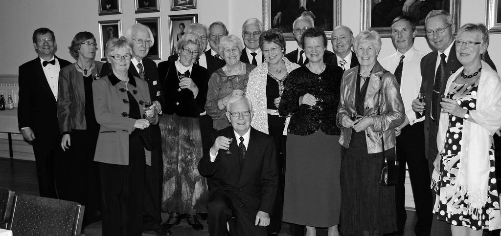 Gåsagille i Malmö TB Alla tillresta TB-gäster hälsas välkomna av StM Göran Omander. Bilder: Ann-Marie Sommer Till de gamla traditionerna i Malmö TB hör självklart Gåsagillet vi är ju skåningar!