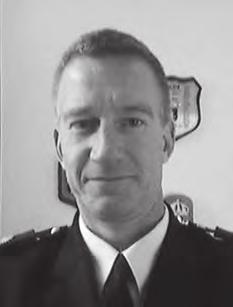1988 Ledamoten ANDERS WIDÉN Kommendörkapten Anders Widén är sektionschef inom Försvarsmaktens Insatsstab.