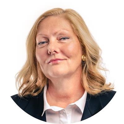 6. Monica Skogman, ekonom Har varit egenföretagare i över 30 år, mestadels inom restaurangbranschen. Jobbar nu som ekonomikonsult och är nämndeman i s tingsrätt och Förvaltningsrätten.