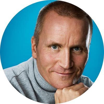 Viktor Brolin, företagare Äger och driver ett företag inom finansbranschen samt ett företag som sysslar med investeringar i mindre privata företag.