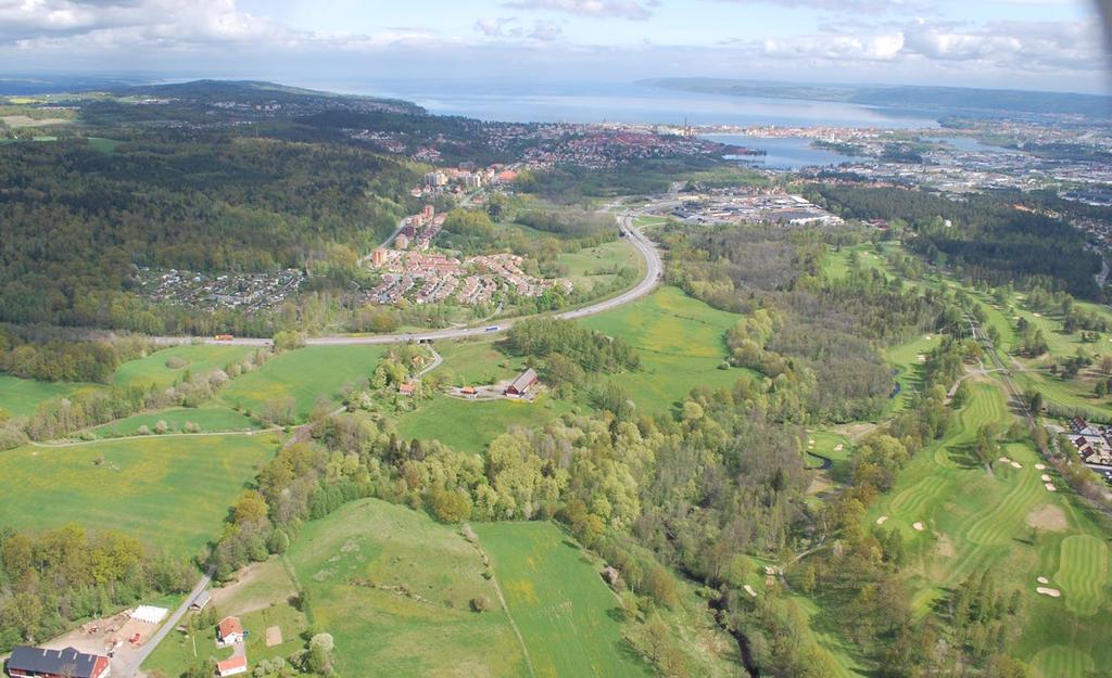 6.7.4.2.2 Fokusområde Landskap Det stora landskapsrummet som öppnar sig mot Vättern, med sina exponerade dalsidor, är visuellt känsligt. Tunnelpåslag kan bli synliga från exempelvis bebyggelse.