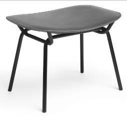 HAMMOCK LOUNGE HAMMOCK EASY CHAIR DESIGN AXEL BJURSTRÖM 2016 EASY CHAIR IN VEGETABLE TANNED LEATHER WITH BASE IN STEEL. BASE IN BLACK HEIGHT 750MM BLACK LEATHER 5.980 7.