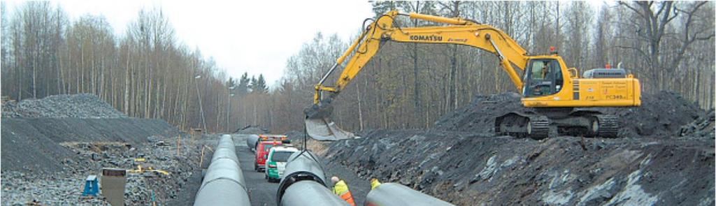 Information om att grundvattenytan ligger 1-1,3 m under markytan, ungefär +16,0, ligger också till grund för den föreslagna höjdsättningen. Grundvattenytan varierar förstås med nederbörd och säsong.