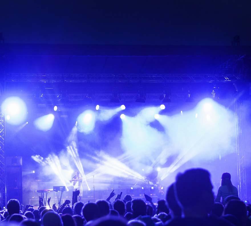 ingår. Vi äter lunch på Radiokakan en trappa ned. Kl 13-14.45 Måleri Dagen avslutas 15.00-15.30 med guidad avslappning. Yogamattor finns. Begränsat platsantal 15 personer.